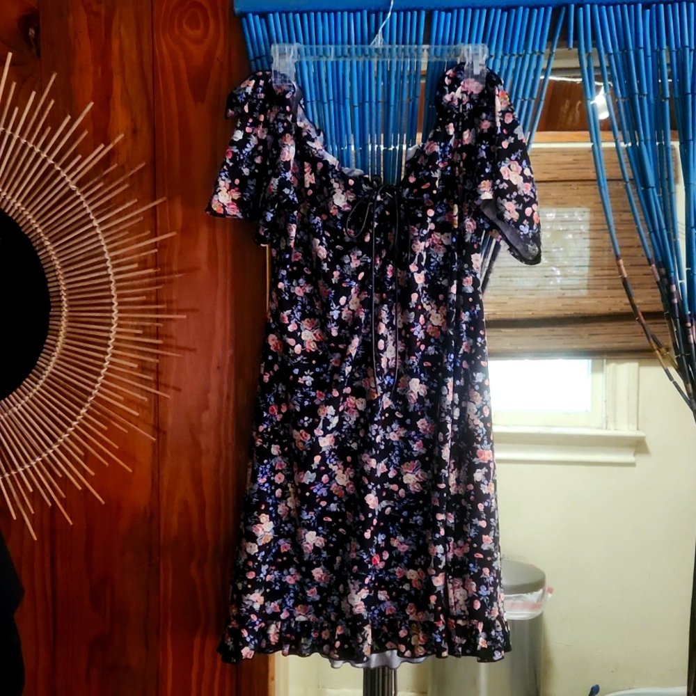BLOOM CHIC -LEATHER TIE 3X FLORAL DRESS
